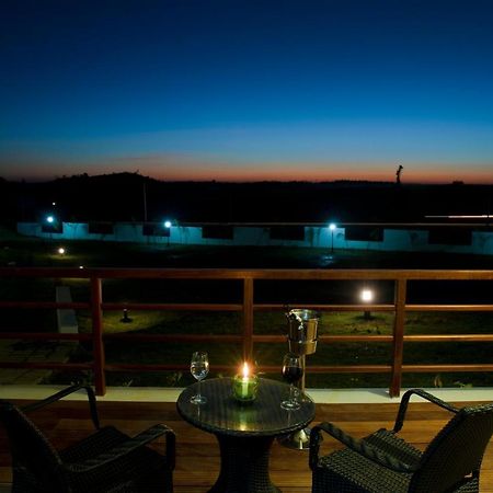 Junction Hotel Nay Pyi Taw Naypyidaw Exterior foto
