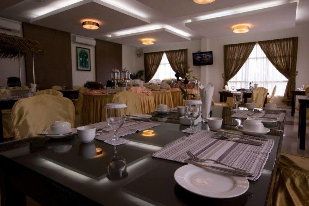 Junction Hotel Nay Pyi Taw Naypyidaw Exterior foto