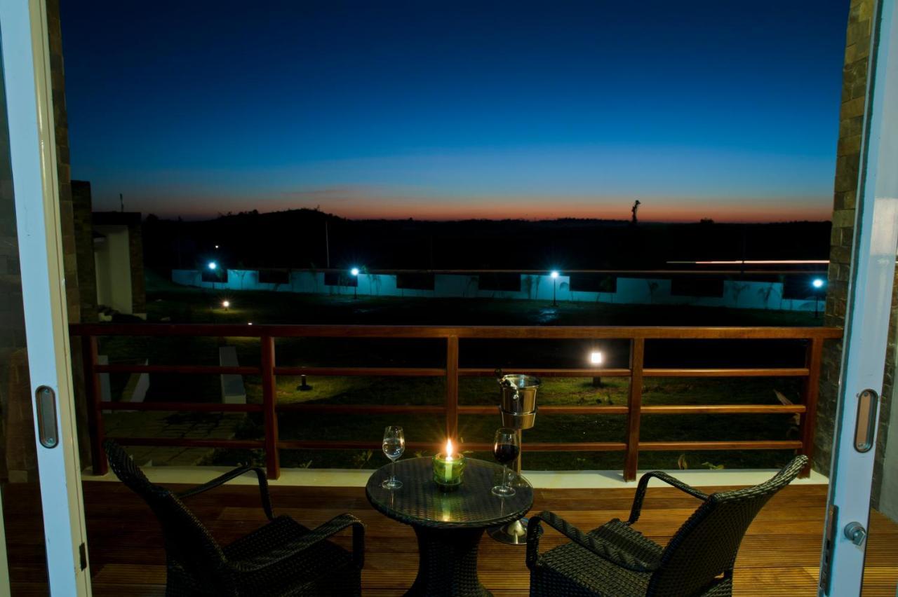 Junction Hotel Nay Pyi Taw Naypyidaw Exterior foto